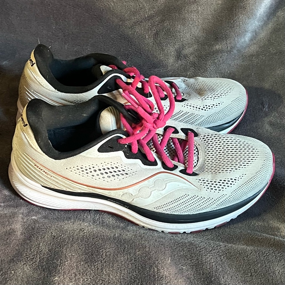 Saucony Women's Athletic Shoes